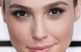 This surgical procedure repairs hooded eyes. Eye Makeup Looks For Hooded Eyes Eye Makeup Tricks
