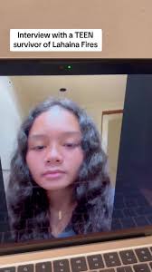 The Girl That Speaks to Hawaiian Niece