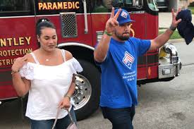 Kyle schwarber's girlfriend paige hartman is an ohio native and big time cubs fan, as one might expect. Kyle Schwarber And Club 400 Help Raise Money For Neighborhood Heroes Bleed Cubbie Blue