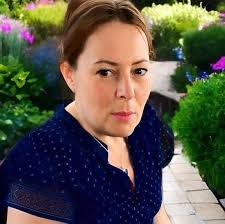 QUESTION?? DO WE STILL HAVE ANY BUTCHERS LIKE WE USED TO HAVE IN WYCOME  WHERE I CAN BUY STEAK AND KIDNEY MEAT FOR PIES? NOT PRE PACKED... BUT A  GOOD OLE FASHION