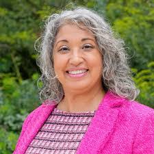 Noelle Harmon's Instagram, Twitter & Facebook