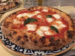 Jetzt online pizza bestellen bei deinen lieblingsrestaurants in deiner stadt! Ottima Pizza Lievitazione 48 Ore Gli Ingredienti Dalla Mozzarella Al Pomodoro Buonissimi Personale Gentile E Cordiale Picture Of Pizzeria Giovanni Santarpia Florence Tripadvisor