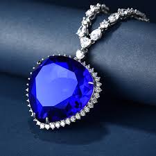 The two play characters who are of different social classes. Titanic Heart Of The Ocean Necklace Pendant Dark Blue Sweater Necklace For Women Metal Jewelry Lovers Couple Gifts Cosplay Props Buy Cheap In An Online Store With Delivery Price Comparison Specifications