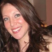 Melissa Lennon's Instagram, Twitter & Facebook