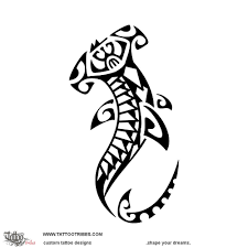 Black And White Hammerhead Shark Tattoo Manō Hae Fighter The Human Figure In The Head Of This Hammerhead Shark Tattoo Designed For Stefano Tribal Shark Tattoos Shark Tattoos Hammerhead Shark Tattoo