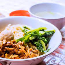 Untuk kamu yang menyukai kuliner ini, berikut ada beberapa mie ayam yang patut untuk kamu coba. 3 Cara Membuat Mie Ayam Yang Praktis Dan Lezat Rasanya Lifestyle Liputan6 Com