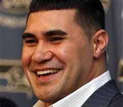 Extended stay for Tatupu in Seattle