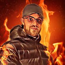 Ghosts & Glory (The Ward): A Paranormal adventure horror story, sequel to  The Ward : Davison, Louis: Amazon.in: Books