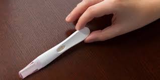 But, if the test shows a single line in dark pink color, then the result is negative, which means you're not pregnant. Hasil Test Pack Samar Hamil Atau Tidak