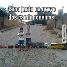 Foi premiado em diversos salões de humor, nacionais e internacionais. Pin Em Humor