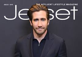 The movie avoids the usual clichés and through some very strong performances shows us how it could really be. A Long Walk With Jake Gyllenhaal From Moonlight Mile To Mysterio