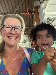 We're heading to Beachcomber Mauricia next month. I read somewhere that  with the all inclusive package you can dine at 2 other beachcomber hotels.  I now can't find that written anywhere, does