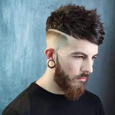 Si le dégradé reste l'une des coupes de cheveux pour hommes les plus branchées, il est souvent difficile de choisir le bon modèle dégradé américain cheveux afro. Coupe De Cheveux Homme Degrade Avec Trait Comment L Adopter