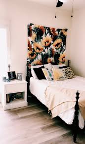 The Sunflower Tapestry In 2020 Pink Room Design Aesthetic Bedroom Dorm Room Decor