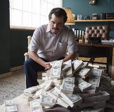 Check spelling or type a new query. Neffe Von Pablo Escobar Findet 18 Millionen Dollar In Hauswand In Kolumbien Welt