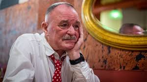 Drámai, amikor én is úgy megyek be vizitelni, hogy az ott fekvők mindegyike a. Utalatos Bulinak Eltem Meg A Legnagyobb Koncertunket Nagy Fero A Rendszervaltasrol 24 Hu