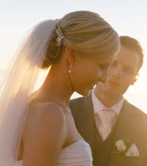 Maybe you would like to learn more about one of these? Coiffure Mariee Avec Voile 15 Idees Pour Le Grand Jour