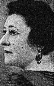 Esther Field's Instagram, Twitter & Facebook