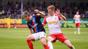 Jahn regensburg demontiert fc schalke 04. Fussball Regensburg Traum Tabelle Furs Jahn Album Als Nachstes Kommt Schalke Sport Sz De