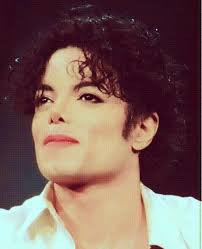 Is this his natural hair with no wig? : r/MichaelJackson