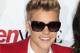 Justin Bieber Got a Tattoo On an Airplane