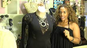 What Color Jewelry Goes With A Black Dress Red Shoes Rockin The Gr Casual Couture Black Dress Red Shoes Fashion