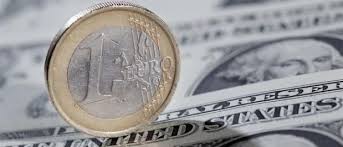 Schmidt a fost anul trecut de departe cel mai bine platit director la google, castigand de peste patru ori mai mult fata de urmatorul clasat. El Euro Se Desinfla Tras Maximos De Dos Anos Contra Un Dolar Que Cerrara Su Peor Mes En Una Decada Bolsamania Com