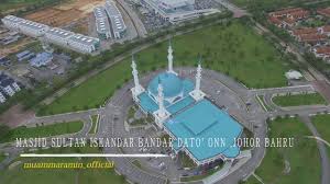 Masjid sultan iskandar) is a mosque located at bandar dato' onn, johor bahru district, johor, malaysia. Aerial View Masjid Sultan Iskandar Bandar Dato Onn Johor Bahru Youtube