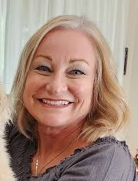 Katie Kohl's Instagram, Twitter & Facebook