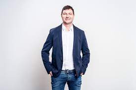 (dated) a male given name from hebrew. Warum Sich Der Fintech Seriengrunder Jan Beckers Ins Fondsgeschaft Wagt Financefwd