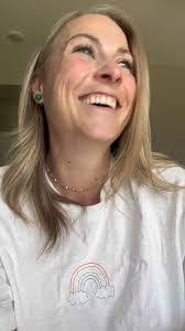 Amanda Benner's Instagram, Twitter & Facebook