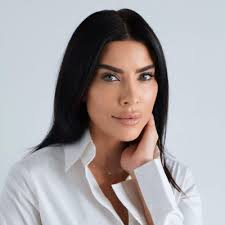 Case Spotlight: Redefining Confidence Through Cosmetic Lenses ✨ Our  36-year-old patient with hereditary spherocytosis was seeking a cosmetic  solution to address the yellow appearance of her sclera…