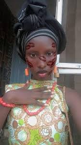 Ołüwæ Këmï Söłæ