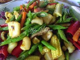 Dengan kuahnya yang melekit dan pekat menambat selera untuk makan dan. Sayur Campur Goreng Azie Kitchen