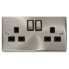 Useful to avoid someone accidentally switching them off, or where a switch is provided elsewhere. Click Deco 13a 2g Dp Ingot Switched Uk Socket Outlet Vpsc536bk