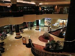 Located in the heart of surabaya, with direct access to tunjungan plaza, everything you need welcoming the new look and the new taste of kafe bromo at sheraton surabaya hotel & towers! Lobby Picture Of Sheraton Surabaya Hotel Towers Tripadvisor