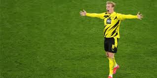 In our current matchday magazine ahead of the home game against union berlin, nobby calls mateu morey in his living room. Bvb Einzelkritik Brandt Gelingt Der Befreiungsschlag Morey Uberzeugt