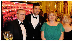 En total disputó diecinueve encuentros y anotó siete goles. Sportmob Michael Ballack Biography