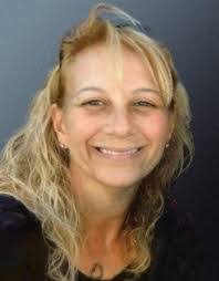 Paula Bunce's Instagram, Twitter & Facebook