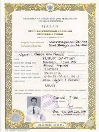 Baik itu ijazah tingkat sd, smp, sma, maupu smk. Ijazah Smk Depan