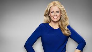 Italien setzt sich mit der rockband maneskin vor den einzelinterpreten barbara pravi aus frankreich und gjon's tears aus der schweiz mit. Wie Bonbon Barbara Schonebergers Esc Look Polarisiert Promiflash De