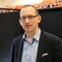 32000+ profilů „Ott“