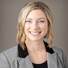 Casey Beck's Instagram, Twitter & Facebook