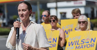 Is the Center Still Alive in Big-City Politics?