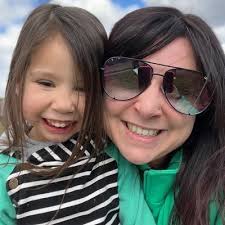 Mindy Pongpanik (@mindypong)