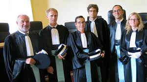 La loi du 26 janvier 2005 est venue apporter quelques modifications à la répartition traditionnelle des compétences entre le tribunal d'instance (ti) et le tribunal de grande instance (tgi). Indre Le Tribunal De Grande Instance Au Complet Avec Six Nouveaux Magistrats