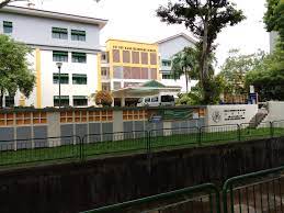 Yio chu kang serves a wide range of population segment located within close proximity, with nanyang polytechnic on its left, a commercial industrial park to its right, and the grassroots club. Yio Chu Kang Secondary School Wikiwand