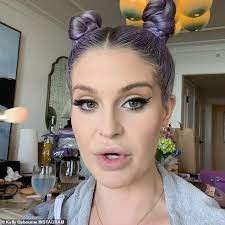 Kelly osbourne's secret to weight loss success was a vegan diet and intermittent fasting but it turns out there is more to the story, as osbourne revealed on a podcast. Lojdfy5d1cglam