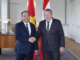 Danmark) là một quốc gia thuộc vùng scandinavia ở bắc âu và là thành viên chính của vương quốc đan mạch. Tuyen Bá»' Chung Viá»‡t Nam Ä'an Máº¡ch Vov Vn