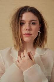 Alice Wegmann fala sobre efeitos da personagem: " A Dalila é bem pesada"